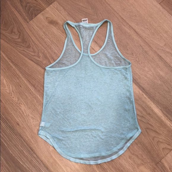 PINK BY VICTORIA SECRET TANK 🎀 - Picture 3 of 3